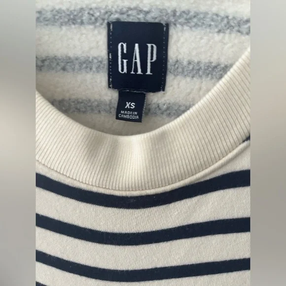 GAP Classic VintageSoft Wedge Crewneck Sweatshirt Navy & White Striped Shirt XS - Picture 7 of 7